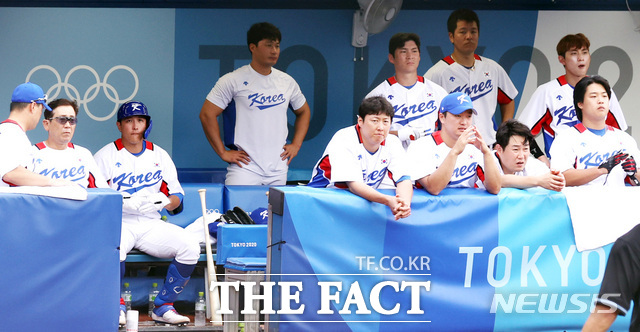 한국 야구대표팀은 2021년 도쿄올림픽에서 금메달을 목표로 했지만 6개국 가운데 4위의 참담한 성적을 거뒀다. 이때부터 세대교체론이 강하게 대두됐다. /뉴시스
