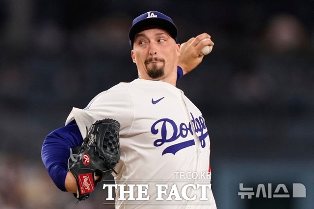 LA 다저스 블레이크 스넬이 1일(한국시간) 신시내티와의 와일드카드 1차전에 선발 등판, 7이닝 무실점으로 호투해 승리투수가 됐다. /로스앤젤레스=AP.뉴시스