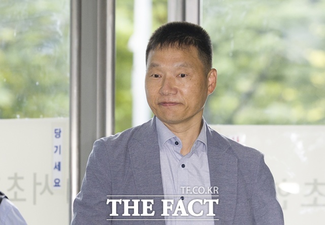 문병삼 전 육군 50사단장(현 육군 제2작전사령부 참모장)이 17일 오전 채상병 사건 외압 의혹을 수사하는 이명현 특별검사팀에 피의자 신분으로 출석하고 있다. /뉴시스