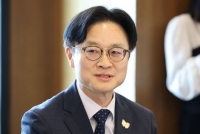  그랜드 페스티벌 홍보 나선 산업장관…유튜버 프나르도 만나