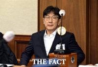  '통일교 의혹' 권성동 첫 재판서 혐의 부인…직업은 