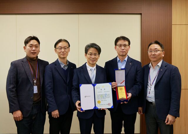 한국가스안공사는 지난달 27일 ‘2025 CSR 필름 페스티벌 어워드 시상식’에서 지속 성장 부문 대상을 수상했다. / 가스안전공사