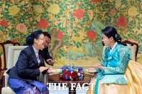  김혜경 여사, 라오스 영부인과 환담…'라오스서 삼겹살·불고기 인기'