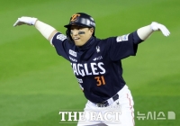  김현수는 ‘되고’, 손아섭은 ‘안 되는’ 이유 [김대호의 핵심체크]