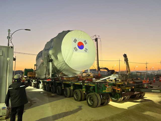 한국남부발전은 안동복합 2호기 건설현장의 주요 기자재를 성공적으로 안착시켰다고 29일 밝혔다. / 남부발전