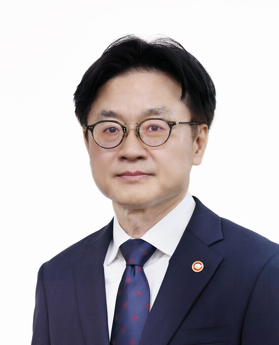 김정관 산업통상부 장관은 31일 