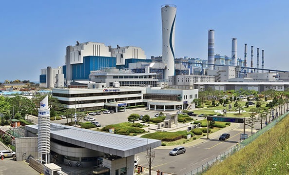 기후에너지환경부는 김성환 장관이 태안석탄화력발전소 1호기 발전종료 행사에 참석해 에너지 전환의 시작을 선포한다고 31일 밝혔다. / 한국서부발전