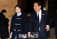  잇단 악재 속 지지율은 상승…민주 '방어 성공' 배경은?