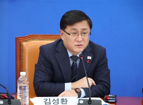 김성환 기후에너지환경부 장관은 7일 국회 의원회관 제2소회의실에서 열린 ‘바람직한 에너지믹스 2차 정책토론회’에서