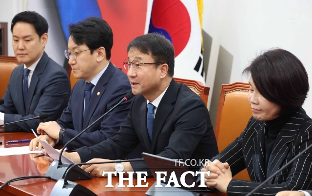 한병도 더불어민주당 원내대표가 15일 오전 서울 여의도 국회에서 열린 정책조정회의에서 발언하고 있다. /뉴시스