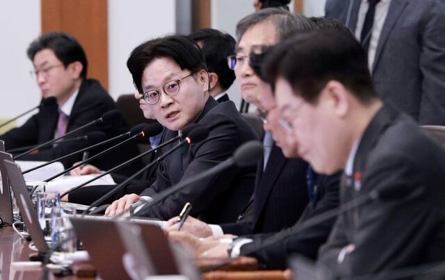 김정관 산업통상부 장관은 서울 무역보험공사에서 제2차 자원안보협의회를 열고, 최근 발표된 미국의 핵심광물 관련 무역확장법 제232조 조치와 이에 따른 주요국 논의 동향을 20일 점검했다. 사진은 이날 청와대에서 열린 국무회의에서 발언하고 있는 김 장관. / 뉴시스