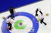  [동계올림픽] 여자 컬링 한일전 도중 '일장기' 송출…JTBC '깊이 사과'