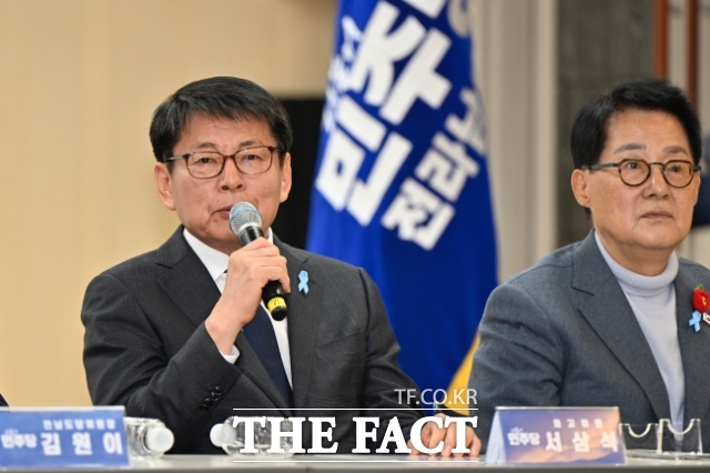 서삼석 더불어민주당 최고위원이 20일 최고위원직에서 사퇴하면서, 후임으로 박규환 민주당 대변인이 지명됐다. 사진은 서 최고위원이 지난해 12월 29일 오전 전남 무안군에서 열린 현장 최고위원회의에서 발언하고 있는 모습./뉴시스