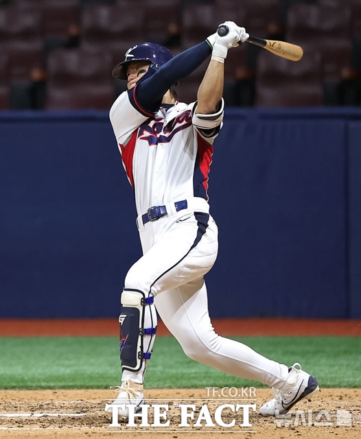 WBC 대표팀 김도영이 일본 프로팀과의 평가전에서 두 경기 연속 홈런포를 쏘아올렸다. /뉴시스