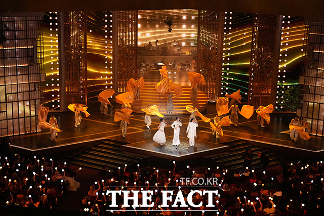 '금빛'으로 물든 아카데미시상식. /로스앤젤레스=AP.뉴시스