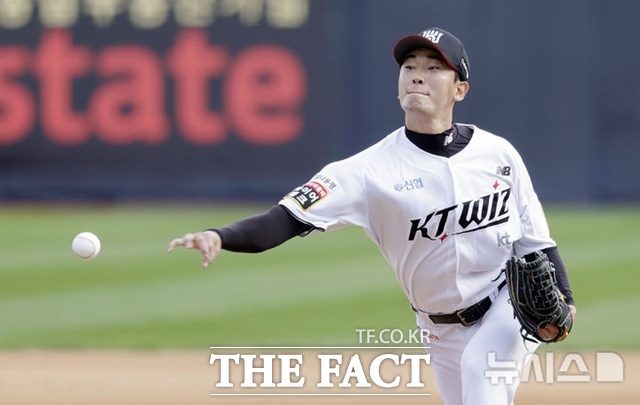 kt위즈 고영표는 꾸준하게 선발 자리를 지키는 투수로 알려져 있다. 한 시즌 160이닝 이상을 던진 게 4차례나 된다. /뉴시스