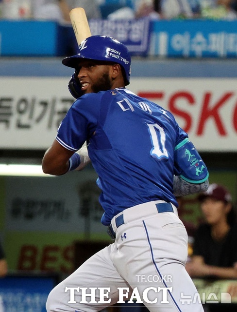 삼성 라이온즈 르윈 디아즈는 지난해 50홈런, 158타점을 기록하며 최고의 시즌을 보냈다. 올시즌에도 삼성은 디아즈의 방망이가 터져야 성적을 기대할 수 있다. /뉴시스