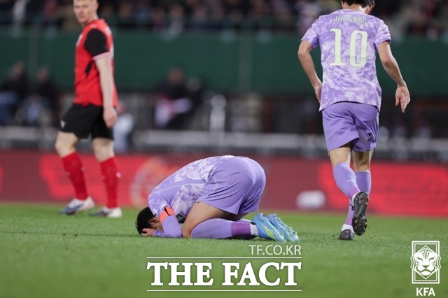 한국은 같은 기간 열린 유럽 원정 2연전에서 무득점 5실점의 연패를 기록하며 극도의 불안감을 노출했다. 사진은 오스트리아전에서 회심의 슛이 골로 연결되지 못하자 아쉬워하고 있는 손흥민./빈=KFFA