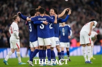  웸블리의 '충격', 한국 축구에 던진 질문 