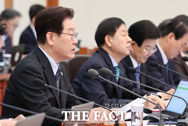 이재명 대통령이 6일 청와대에서 주재한 제14회 국무회의 겸 제4차 비상경제점검회의에서 발언하고 있다. /뉴시스