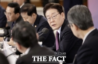  李 대통령, 하정우 수석 차출설에 