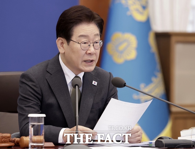 이재명 대통령이 14일 청와대에서 주재한 제16회 국무회의 겸 제5차 비상경제점검회의에서 발언하고 있다. /뉴시스