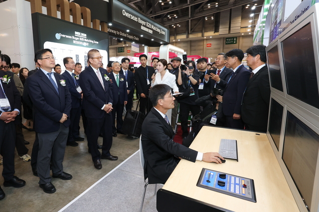 한국수력원자력은 지난 22일부터 사흘간 부산 벡스코에서 ‘2026 부산국제원자력산업전’에 참가했다. / 한수원