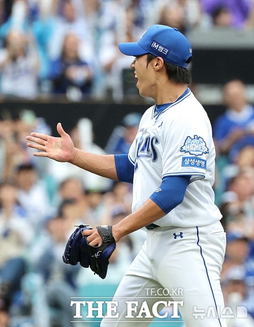 삼성 라이온즈 원태인은 이번 잘못된 행동으로 그 동안 쌓아온 모범생 이미지에 흠집이 생겼다. /뉴시스