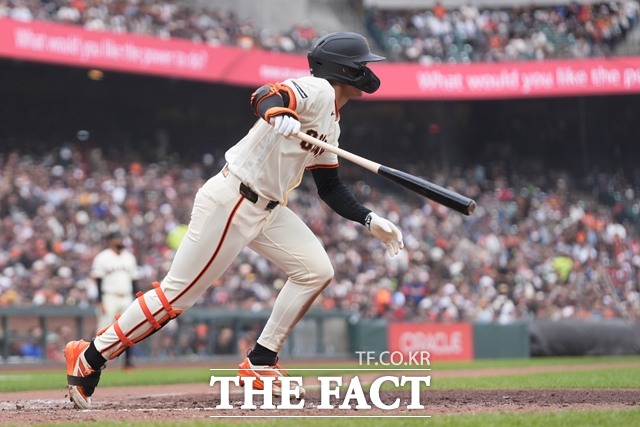 이정후는 지난해 9월 6일 세인트루이스 카디널스 원정 이후 233일 만에 4안타 경기를 하며 시즌 타율을 2할8푼7리에서 3할1푼3리로 끌어올렸다./샌프란시스코=AP.뉴시스