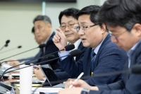  김성환 기후장관, 전력망 반대 주민대표와 2차 간담회