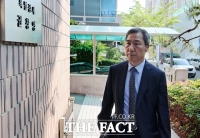  '관저 이전 의혹' 윤재순 전 대통령실 비서관, 특검 출석
