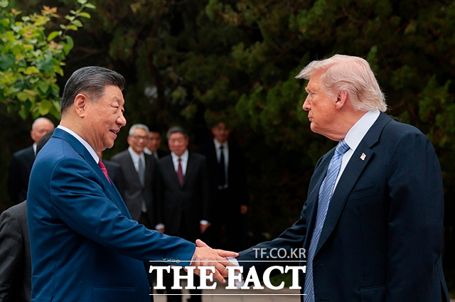 도널드 트럼프 미국 대통령이 중국 자동차 업체의 미국 현지 생산을 허용할 수 있다는 입장을 밝혔다. /뉴시스, AP