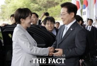  李 대통령 '한일, 관행 얽매이지 않고 실용·획기적 협력 가능'
