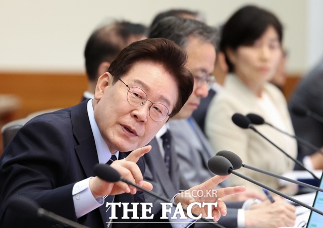 이재명 대통령이 20일 청와대에서 주재한 제22회 국무회의 겸 제9차 비상경제점검회의에서 발언하고 있다. /뉴시스