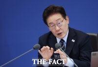  靑 