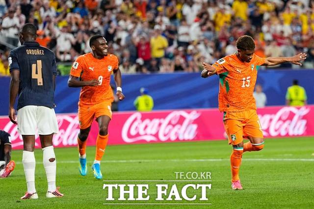 디알로의 선제 결승골을 앞세운 코트디부아르가 에콰도르를 상대로 1-0 승리를 거뒀다. /AP·뉴시스