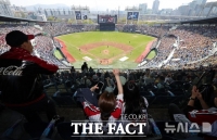  월드컵에 움츠렸던 프로야구, 이제는 옛말…월드컵 기간에도 ‘매진’ 또 ‘매진’ [김대호의 야구생각]