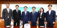  조정식 의장, 비교섭단체와 회동…