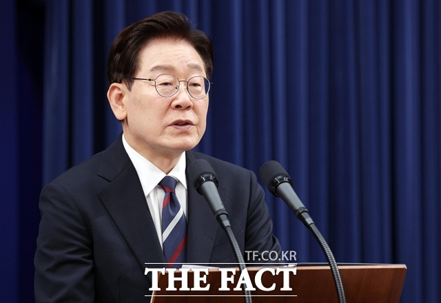 이재명 대통령이 19일 청와대 춘추관에서 가진 유럽·G7 순방 결과 브리핑에서 발언하고 있다. /뉴시스