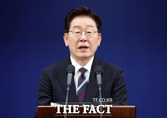 이재명 대통령이 19일 청와대 춘추관에서 가진 유럽·G7 순방 결과 브리핑에서 발언하고 있다. /뉴시스