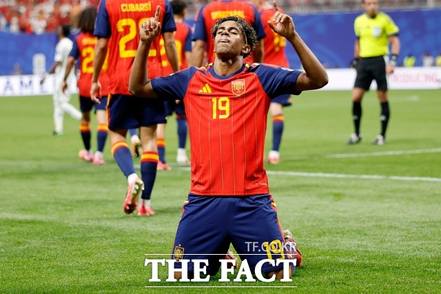 2026 국제축구연맹(FIFA) 북중미 월드컵 조별리그 H조 2차전 사우디아라비아와 경기에서 선제골을 기록한 스페인의 라민 야말 /애틀랜타=AP/뉴시스