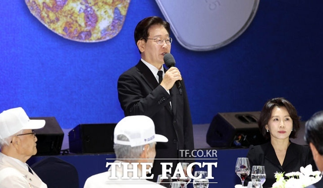 이재명 대통령이 25일 경기도 수원시 수원컨벤션센터에서 열린 6·25전쟁 참전유공자 위로연에서 발언하고 있다. /뉴시스