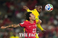  한국, 남아공에 0-1로 패배…32강행 진출 불투명