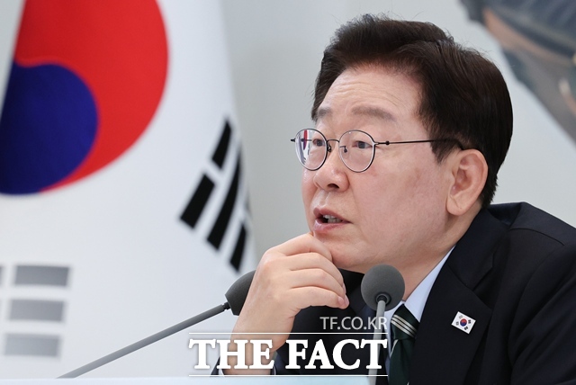 이재명 대통령이 16일 청와대에서 주재한 2차 업무보고에서 발언하고 있다. /뉴시스