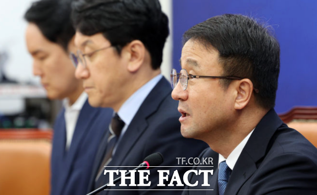 한병도 더불어민주당 대표 직무대행 겸 원내대표가 23일 서울 여의도 국회에서 열린 정책조정회의에서 발언하고 있다. /뉴시스