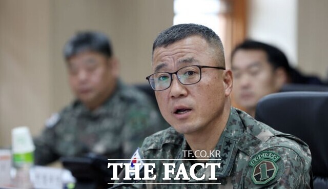 주성운 지상작전사령관이 2025년 10월 21일 용인시 지상작전사령부에서 열린 국회 국방위원회 국정감사에서 발언하고 있다. /뉴시스
