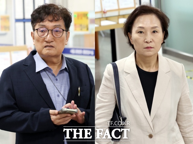 노영민 전 대통령 비서실장과 김현미 전 국토교통부장관이 13일 오전 서울 서초구 서울중앙지법에서 열린 업무방해 혐의 선고공판에 출석하고 있다./뉴시스