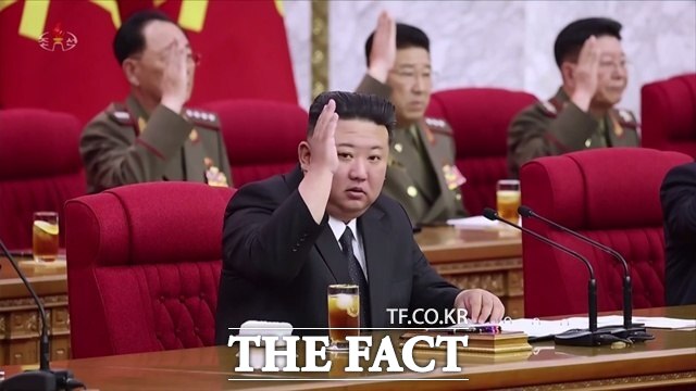 오는 17일부터 시작되는 한미 연합연습 '을지자유의방패'(UFS)를 앞두고 북한이 비난 담화를 발표했다. 사진은 김정은 북한 국무위원장이 지난해 6월 21~23일까지 열린 조선노동당 중앙위원회 제8기 제12차 전원회의에 참석했던 모습. /뉴시스. 조선중앙TV 갈무리