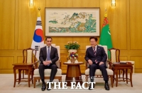 李, 투르크메니스탄과 정상회담…인프라·조선·신도시 협력 확대 뜻모아