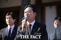 육영수 생가 찾은 장동혁 